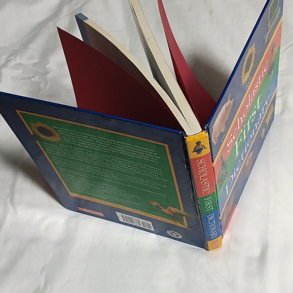 Scholastic First Dictionary - Picture 2 of 6